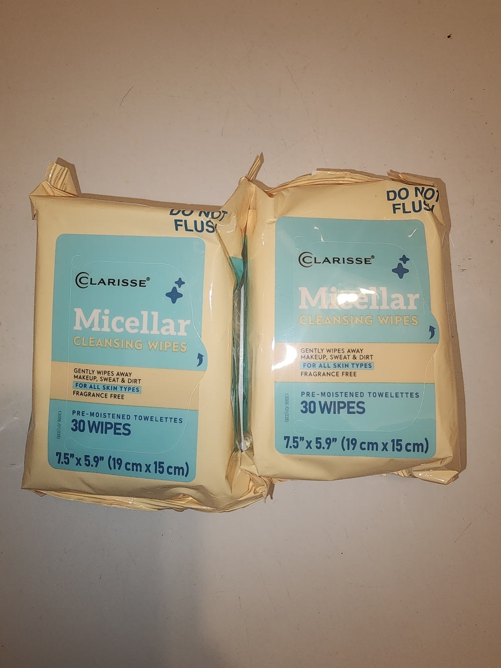 Clarisse Micellar Cleansing Wipes - Blue & Cream (30 ct)